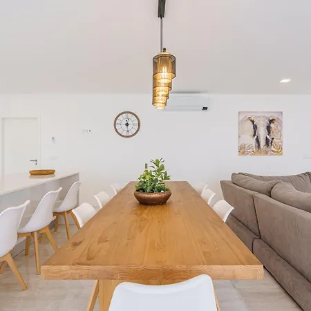 Axess With Panoramic Ocean View Вилла *