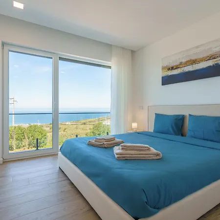 Axess With Panoramic Ocean View * Lourinhã